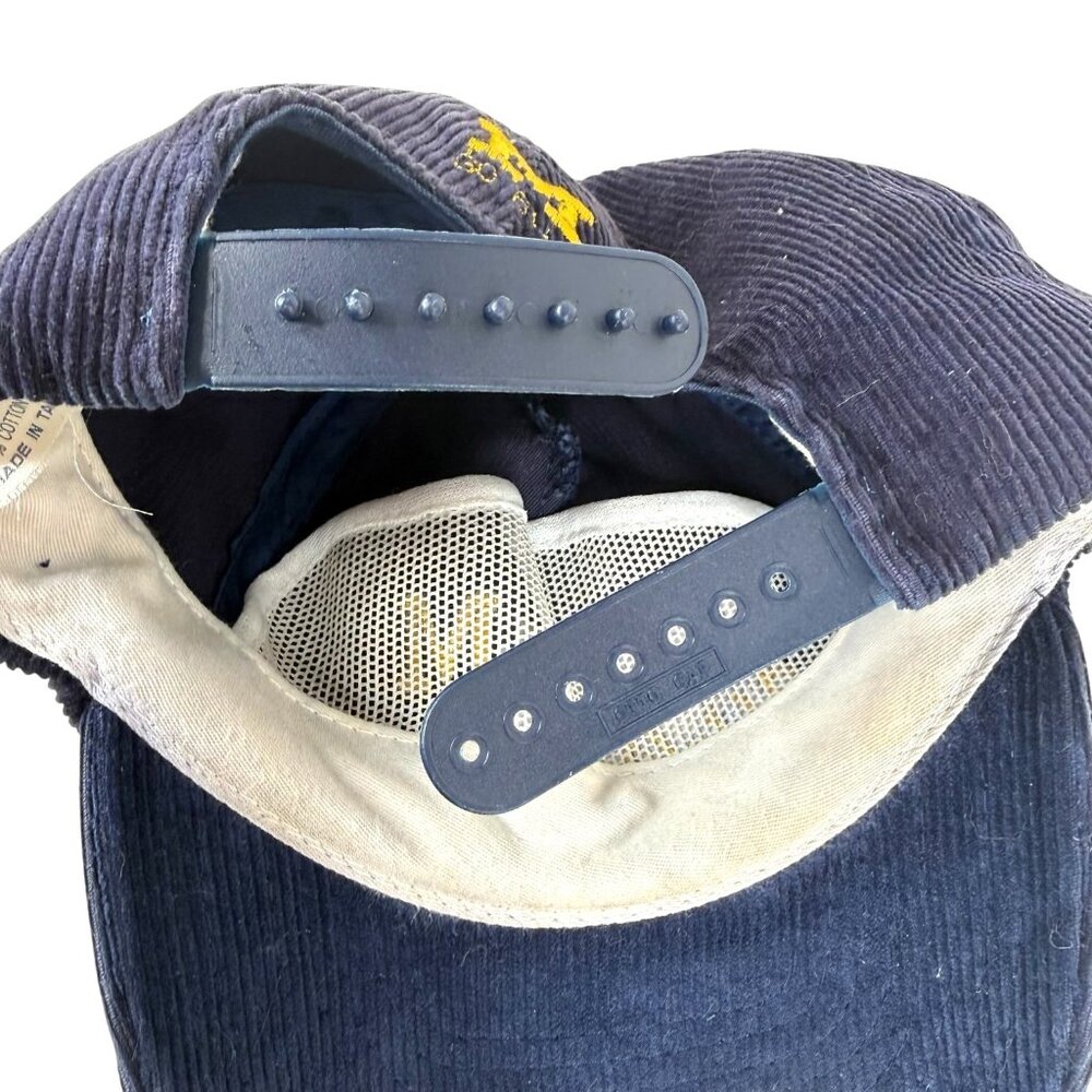 Vintage University Of Michigan Wolverines Corduroy Hat SnapBack Embroidered Blue - Picture 9 of 12